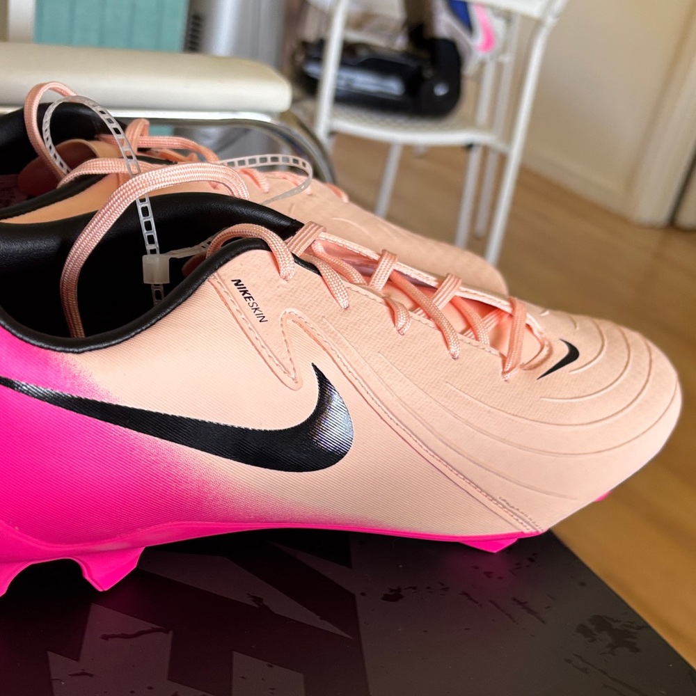 NIKE MEN'S PHANTOM GX II PRO FG CRIMSON TINT/PINK BLAST New without tags